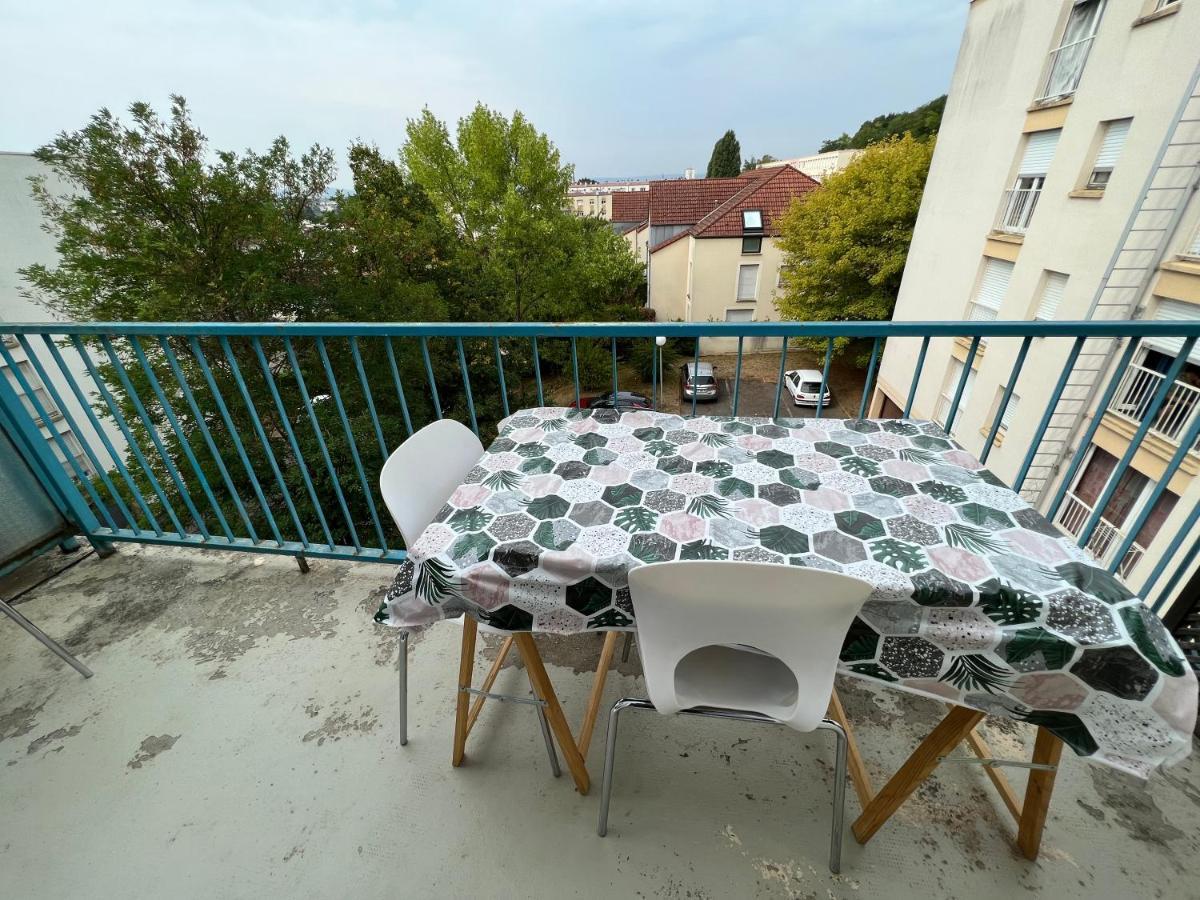 Le Gousselot Parking Metz Pompidou Un-Sejour-A-Part Appartement Buitenkant foto